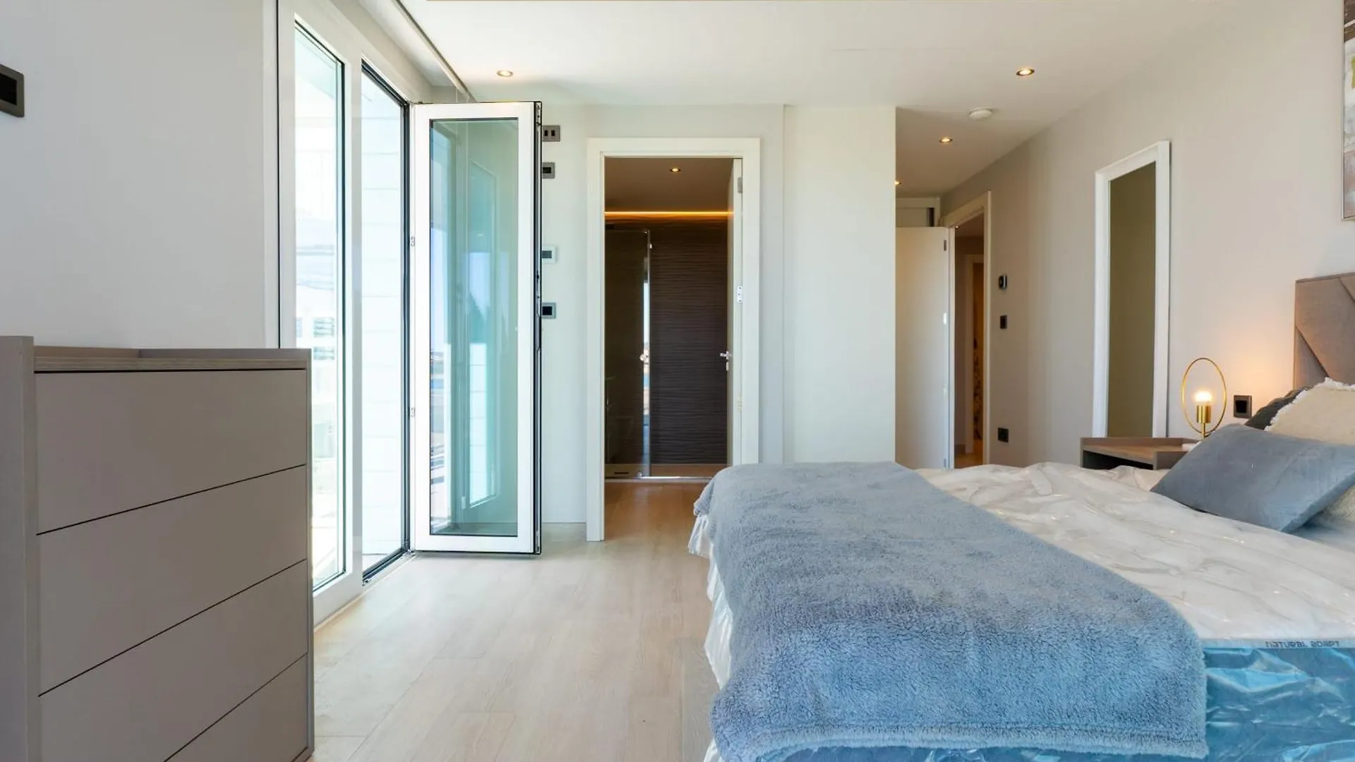 Apartment Marina Club Luxury-Hosted By Sweetstay Gibraltar Gibraltar
