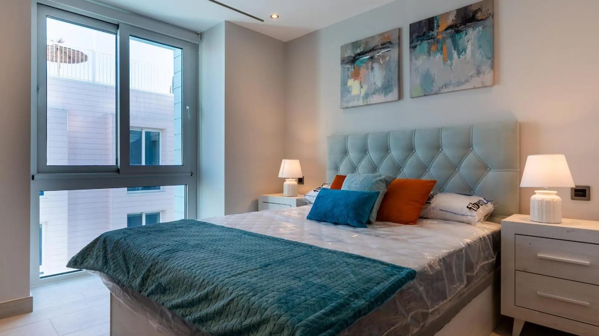Marina Club Luxury-Hosted By Sweetstay Gibraltar